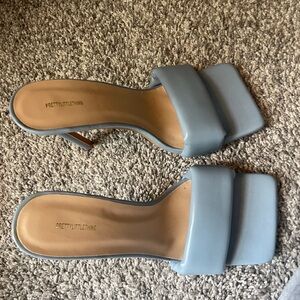 Pretty little thing heel